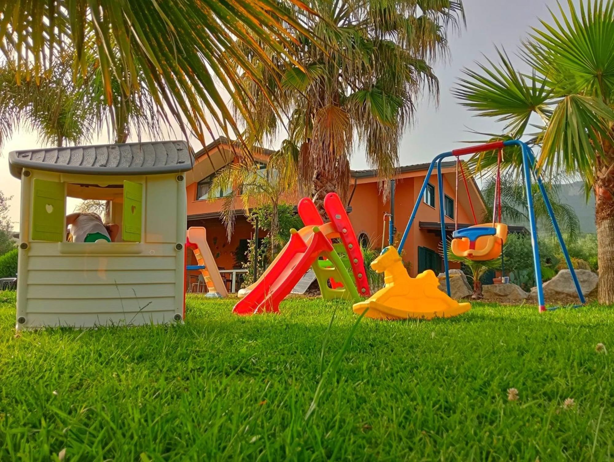 B&B Villa Molinari Restaurant E Baby Park Campagna Eksteriør bilde